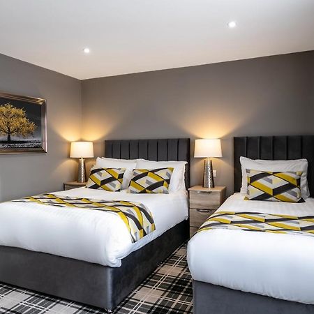 Roydon Marina Village Hotel المظهر الخارجي الصورة
