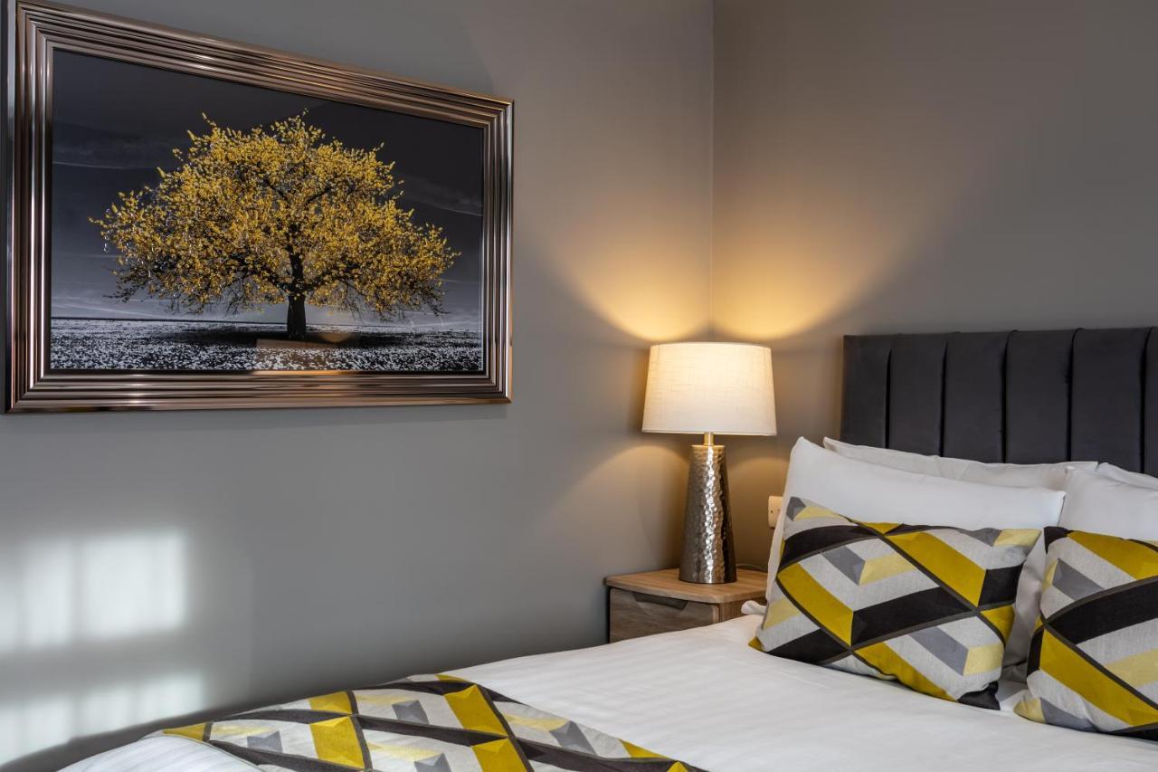 Roydon Marina Village Hotel المظهر الخارجي الصورة