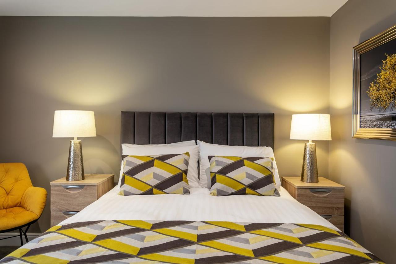 Roydon Marina Village Hotel المظهر الخارجي الصورة