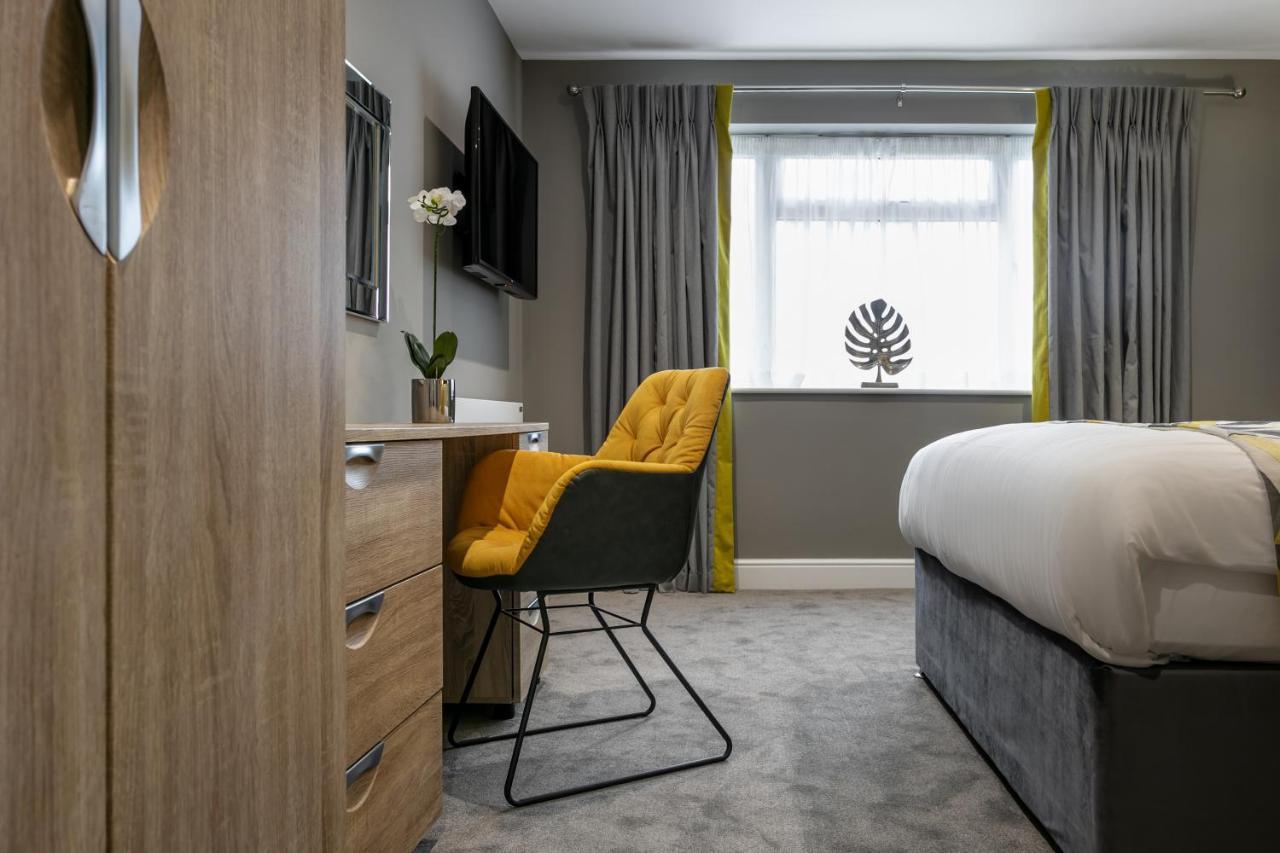 Roydon Marina Village Hotel المظهر الخارجي الصورة