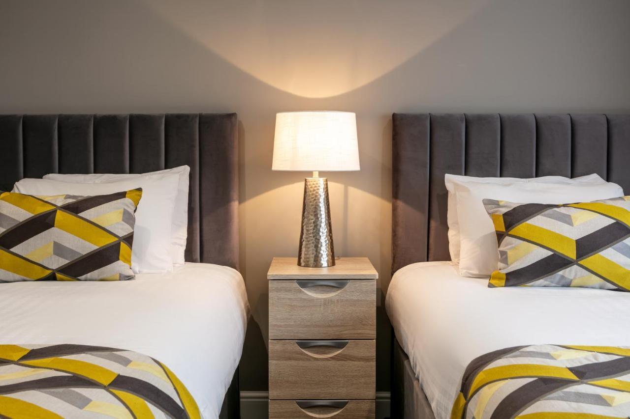 Roydon Marina Village Hotel المظهر الخارجي الصورة